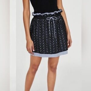 Women’s Zara Basic Layered Paperbag Skirt Eyelet Striped Small